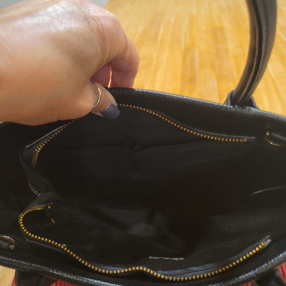👜EUC~A NEW DAY BLACK SATCHEL - Picture 4 of 6